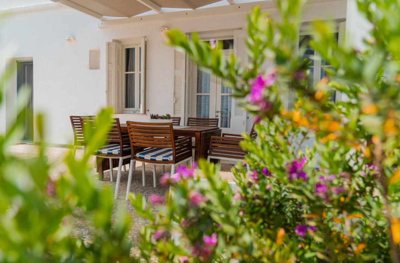 Komis Mansion Exambela Ngoại thất bức ảnh